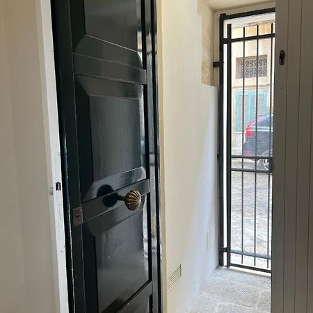 Li Turnisi Apartment Lecce Esterno foto