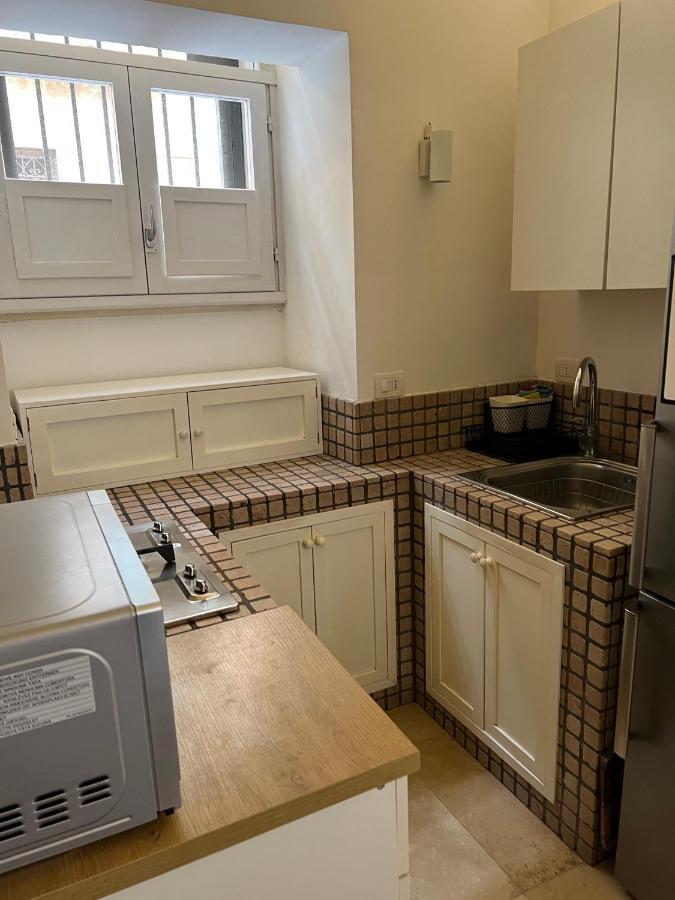 Li Turnisi Apartment Lecce Esterno foto