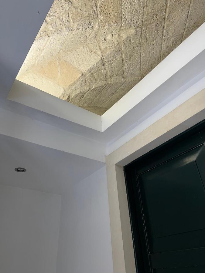 Li Turnisi Apartment Lecce Esterno foto