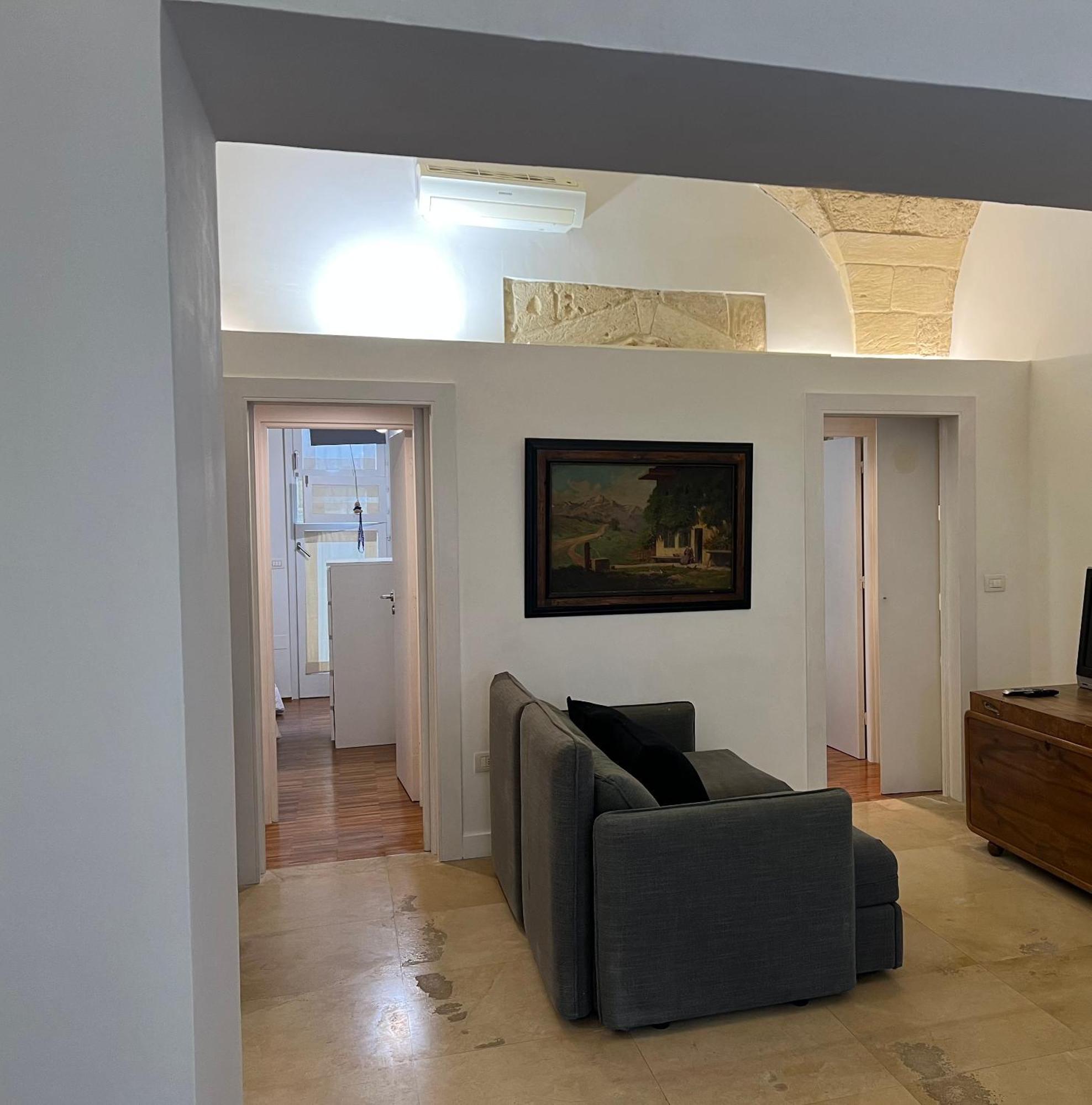 Li Turnisi Apartment Lecce Esterno foto